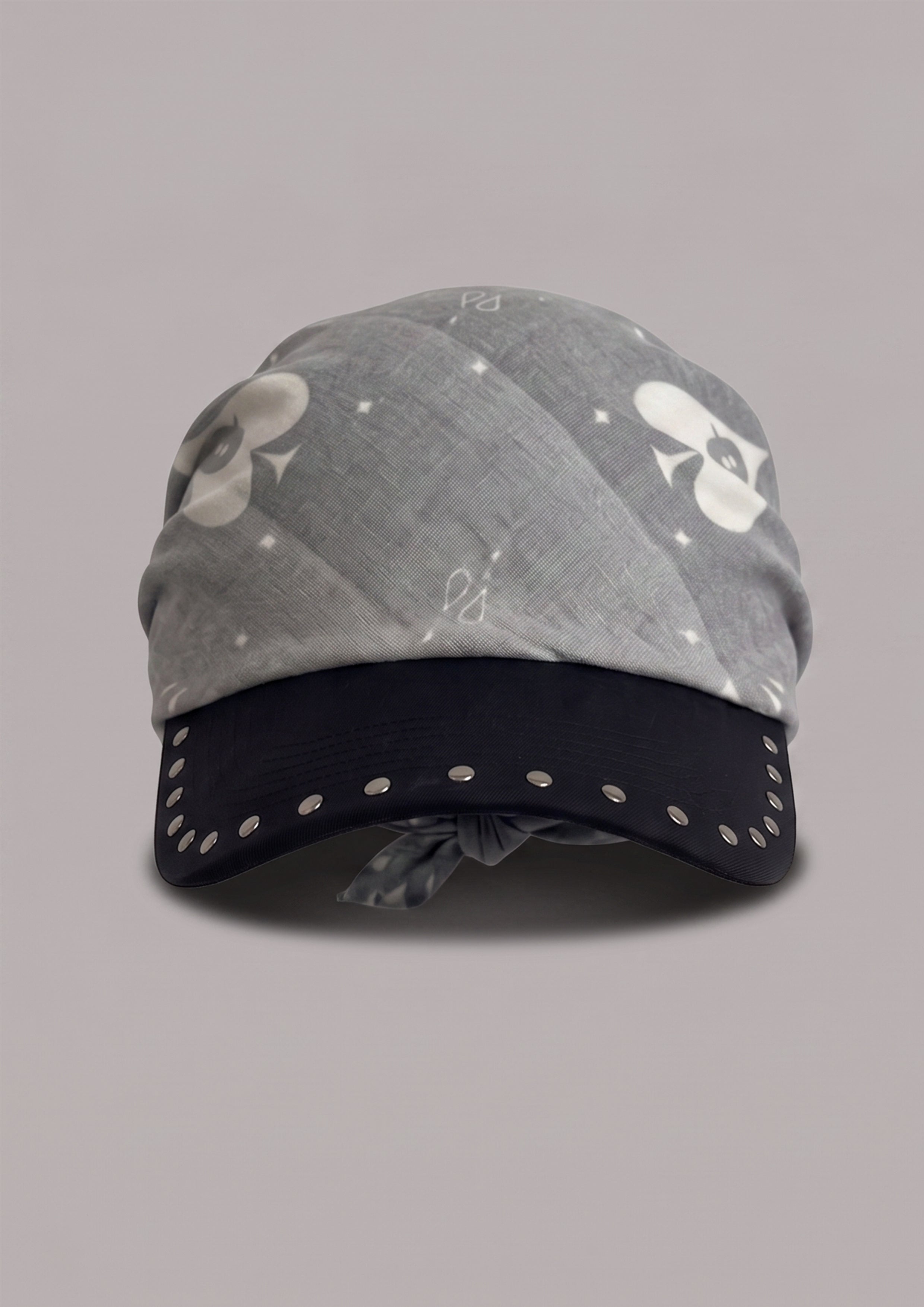 SNAPEFOLD STUDDED SCARF CAP (grey)