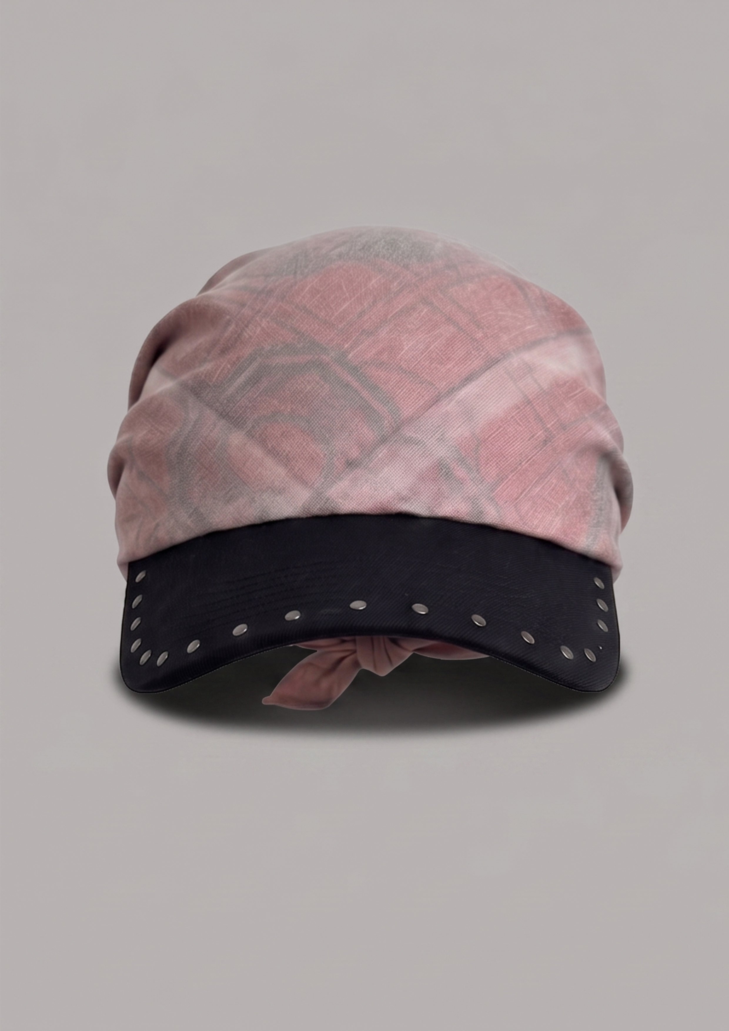 SNAPEFOLD Studded Scarf Cap (red)